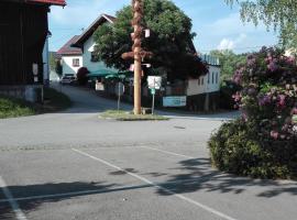 Gasthaus Schachinger, hotel v destinaci Tumeltsham