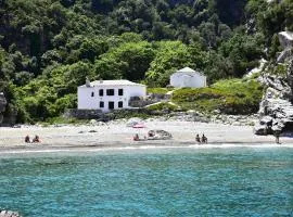 Mylopotamos Beach House