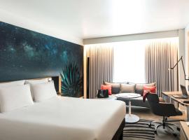 Novotel Mexico City Santa Fe, khách sạn Novotel ở Mexico City