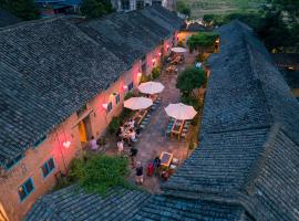 The Giggling Tree, hotell i Yangshuo