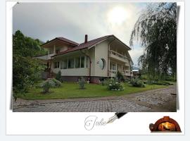Pensiunea Aurora Izvorul Muntelui, hotel Békáson