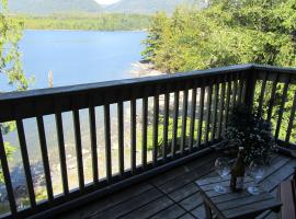 203 at Water's Edge, hotell i Ucluelet