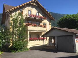 Walters Hostel Interlaken, хостел в Интерлакене