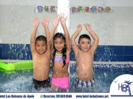 Hotel Los Balcones de Apulo, hotel em Apulo