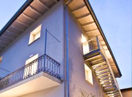 Manzoni 124 Bed&Relax, bed and breakfast en Esine