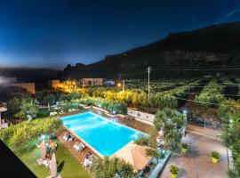 Hotel Achibea: San Vito lo Capo'da bir otel