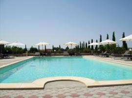 Il Vivaio, hotel com piscina em Tarquinia
