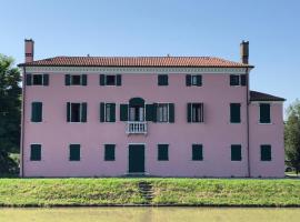 Pecore Ribelli, hotel v destinaci Mira