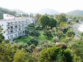 Belle Helene Hotel – hotel w mieście Gythio