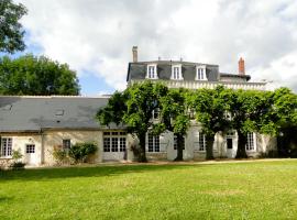 La Héraudière Bed & Breakfast, hotel a prop de STMicroelectronics Tours, a Tours