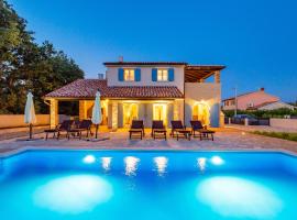 Villa Leticia, hotel in Hreljići