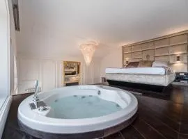 Luxury Suites Down Town
