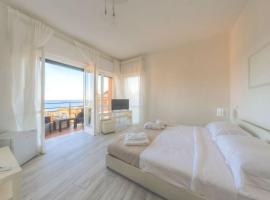 Home Gioia, ubytování v soukromí na pláži v destinaci Finale Ligure