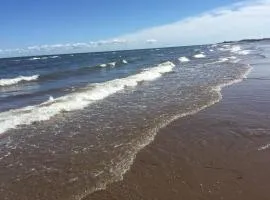 Seaside chalet,Aboiteau beach cottage rentals,cap pele
