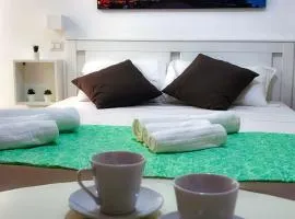 Mellos B&B