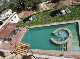 Casa Fraskito, hotel v destinaci Iznájar