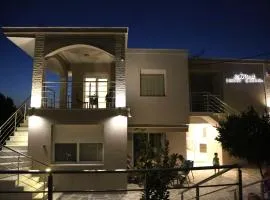 Coral Boutique Apartments