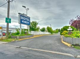 Motel R-100, hotel in Longueuil