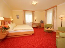 Hotel Wachau, хотел в Мелк