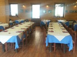 Rifugio Bazena, hotel v destinaci Val Dorizzo