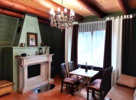 Knyazhyi Dvir, hotel v destinaci Strigalʼnya