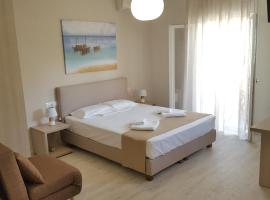 Minimalistic Studio Apartments, hotel cerca de Palacio Minoico de Knossos, Heraclión