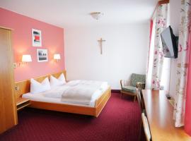 Hotel Zwölf Apostel, hotel em Altötting