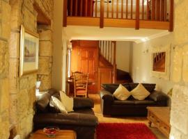 Smiddy Lodge, hotell i Balloch