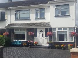 Clarendon, B&B in Tallaght