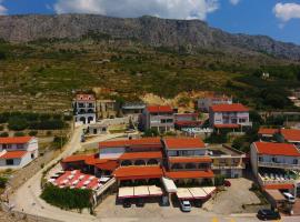 Villa Ljetni San, hotell i Omiš