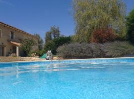 Chez Valade, hôtel à Payroux