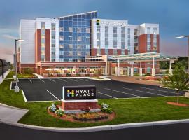 Hyatt Place Warwick/Providence Airport, отель в городе Уорик