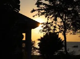 Baan Dhewaran Beachfront Villa