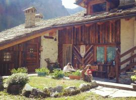 Vers le bois, hotel in Valsavarenche