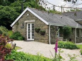 Almond Tree Cottage, hytte i Lanteglos