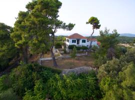 Villa eleni, hotel in Kothréas