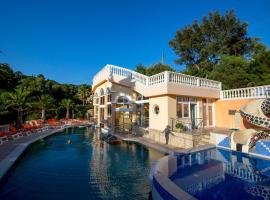 Résidence les Tourelles, appart'hôtel à Sainte-Maxime