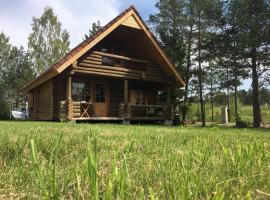 Purje Holiday Home, hotel amb aparcament a Heltermaa