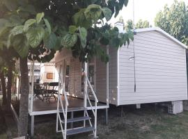 Càmping Vila Village, campground in Sant Feliu de Buixalleu