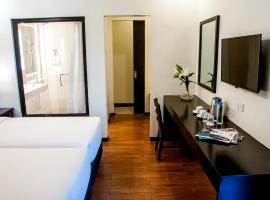 Piña Suites, hotell i Ormoc