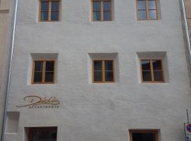 Didi`s Appartments, hotel with parking in Glorenza