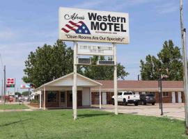 Western motel, hotel com estacionamento em Alva