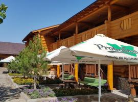 Эко-хаус, hotel v destinaci Sanžijka