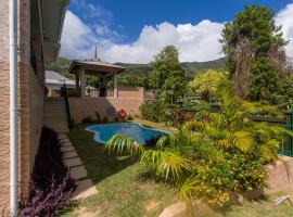 Beau Vallon Villa Chalets, hotel in Beau Vallon