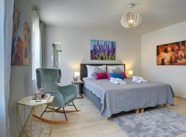 D&A City Center Apartments with free parking, hotel in Pula
