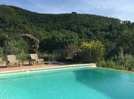 Tartagli Luxury Villa with Pool - a Fontanaro Property, hotel in Paciano