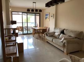 Apartamento en la playa 96 m2, accessible hotel in Cala de Finestrat