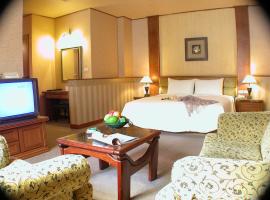 Park Motel, hotell i Chiayi City