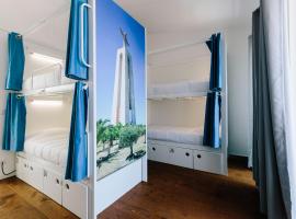 Lisbon South Hostel, Hotel in Almada