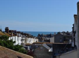 Kemp Town Sea View Balcony Apartment、ブライトン＆ホーブのホテル